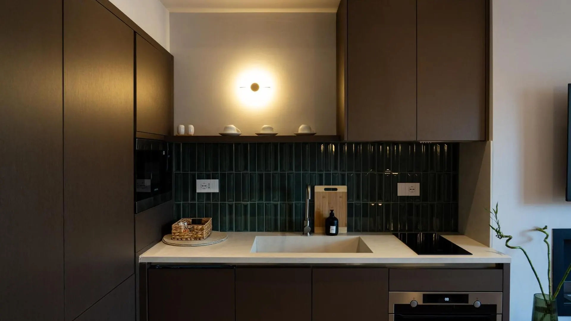 Chic Apt With New Bazaar View Tirana