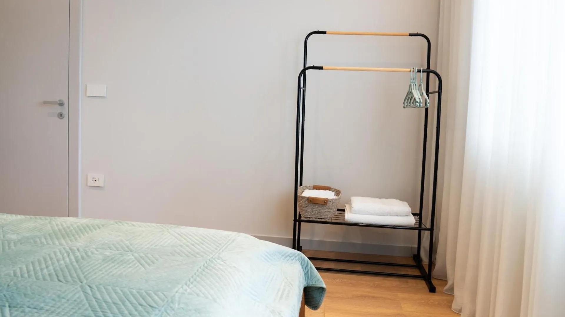 Appartement Chic Apt With New Bazaar View Tirana